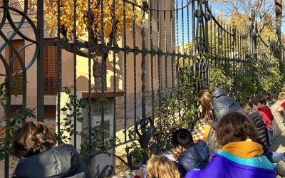 🏛️ Year 6 Exploring Modernist Masterpieces! 🎨