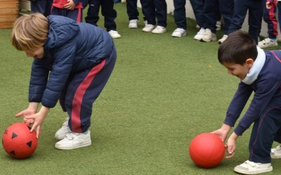 Early Years “Gentle Hands Challenge.”⚽